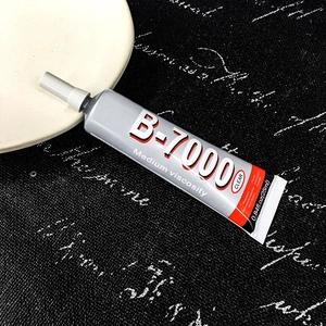 Detail of B-7000 transparent glue tube 25ml for jewelry repair and rhinestone bonding