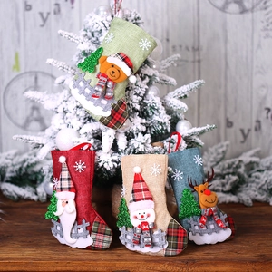 Christmas Stockings Small Burlap Linen Stocking With 3D Cartoon Santa Snowman Reindeer Bear Xmas Tree Hanging Decoration