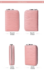 Viste dettagliate del porta carte in pelle rosa con motivo trapuntato a V e chiusura in metallo