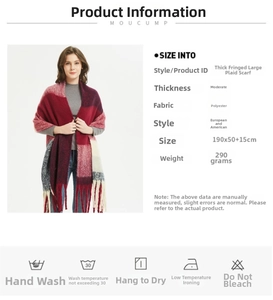 Polyester plaid scarf with thick tassels measuring 190x50cm and weighing 290g