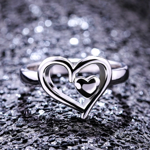 Double Heart Ring For Women Copper Romantic Hollow Interlocking Heart Shape Polished Fashion Jewelry Gift