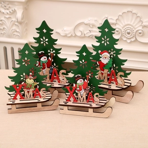 Décoration de Noël DIY en bois avec traîneau, père Noël et renne pour décoration de table
