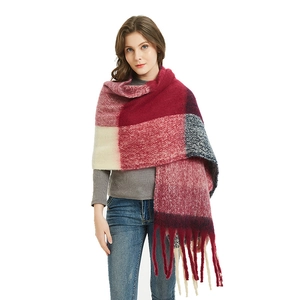 Chunky oversized plaid scarf with fringes in deep red and navy for winter outfits