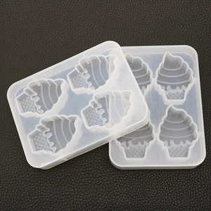 Vue détaillée des moules en silicone à 4 trous avec texture de gaufre de glace réaliste