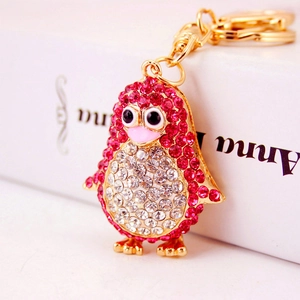 Sparkling pink rhinestone cartoon penguin keychain with gold metal plating for car keys