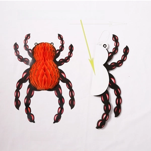Spinnen-Wabenpapier-Anhänger im gefalteten und entfalteten 3D-Zustand für Halloween
