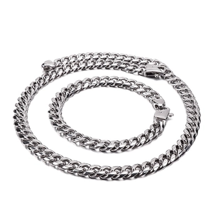 Ensemble collier et bracelet pour hommes en maille gourmette argentée polie