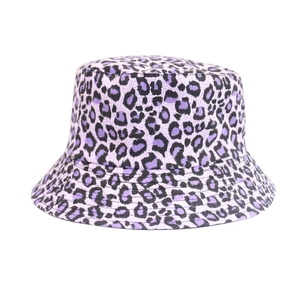 Double-sided sun hat with purple leopard print pattern for women and men streetwear style