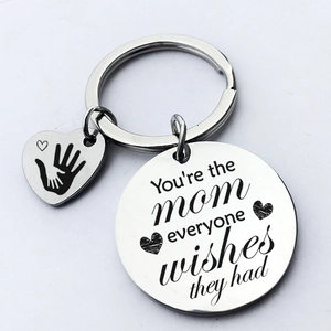 Stainless Steel Engraved Mom Keychain With Heart Handprint Pendant Mirror Polished Mother's Day Gift For Women Jewelry