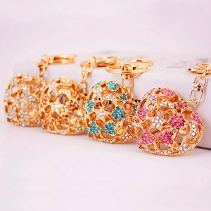 Porte-clés Mignon Créatif en Alliage de Zinc Cœur Étoile Lune avec Strass Incrusté Pendentif de Sac Bijoux de Mode Cadeau