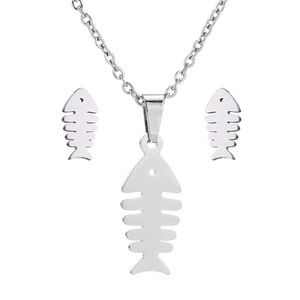 Elegant silver fishbone jewelry set featuring a minimalist necklace and stud earrings