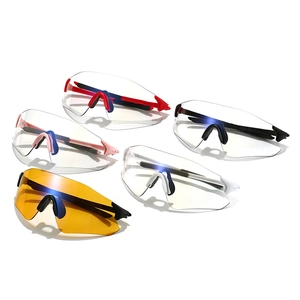 Set of five multi-colored cycling glasses with photochromic lenses for day and night use