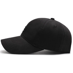 Casquette de baseball noire classique pour hommes avec visière incurvée et coutures