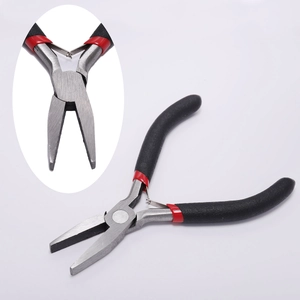 Detail of DIY jewelry pliers showing spring mechanism and non-slip dual-color handle