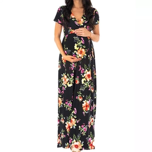 Floral print V-neck maternity maxi dress in black with short sleeves and high waist