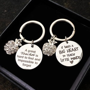 Stainless Steel Teacher Appreciation Keychain With Rhinestone Apple Charm Heart Engraved Pendant Graduation Gift For Teachers Women