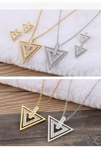 Détails de l'ensemble de bijoux triangle géométrique avec accents de diamants étincelants