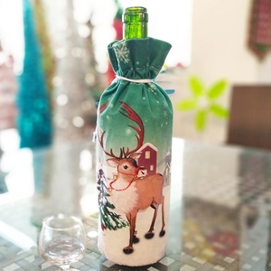 Housse de bouteille de Noël verte avec motifs d'élan et de flocons pour décor de table