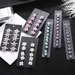 Set de mini barrettes à cheveux avec strass et perles pour filles sur carte