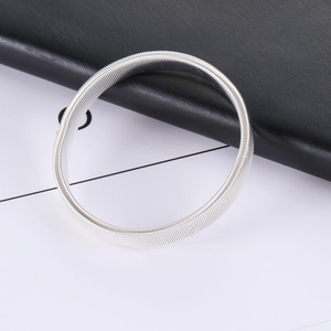 Silver metal spring sleeve garter for men with high elasticity and spiral structure