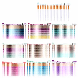 Vista detallada de juegos de 20 brochas de maquillaje coloridas con cerdas sintéticas