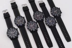 Multiple colors of sporty quartz watches with three sub-dials and silicone straps