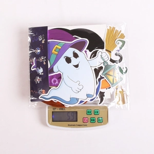 Cartoon Halloween skeleton spiral pendants weighing 59g for party decoration kit