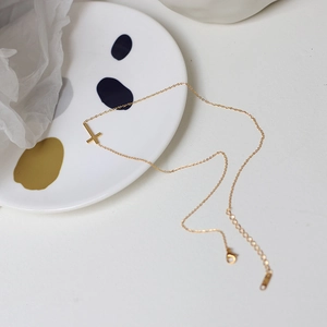 Minimalist 18K gold plated titanium steel horizontal cross necklace with lobster clasp