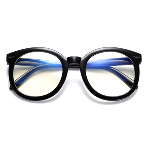 Occhiali anti-luce blu con montatura nera spessa in stile coreano minimalista da donna