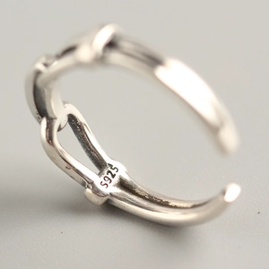 Minimalist S925 sterling silver chain link open ring for women with high polished finish