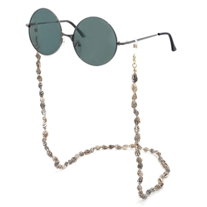 Retro black round sunglasses with a handmade natural shell beaded glasses chain
