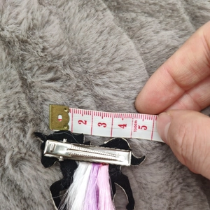 Unicorn hair clip for girls with colorful fiber tassels and 5cm felt base measurement