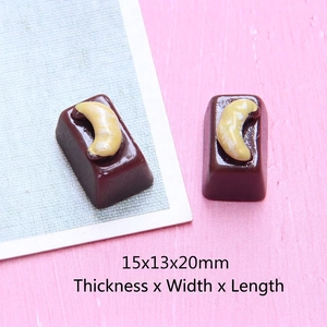 Mini resin chocolate and cashew miniature for DIY crafts with 15x13x20mm dimensions