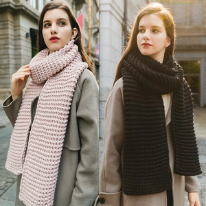 Thick chunky knit winter scarf for women in soft pink and classic black colors
