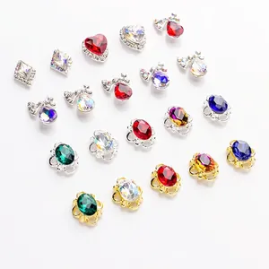 Cristaux de nail art en forme de cœur et de nœud avec montures en métal doré et argenté