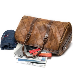 Brown vintage leather travel duffle bag with diamond pattern and large capacity