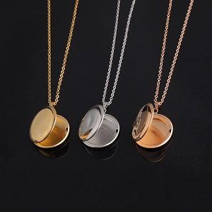 316L stainless steel round locket necklaces in gold, silver and rose gold finishes