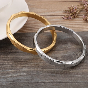 Bamboe stijl roestvrijstalen armbanden met LOVE gravure in goud en zilver