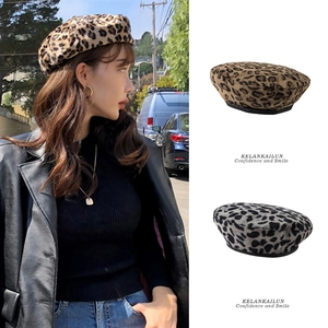 Women Vintage Leopard Print Beret Hat Cotton Woolen Fabric Winter Warm Retro Artist Painter Hat Casual Fashion Accessory Cap