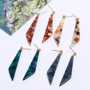 Minimalist long acetic acid blade earrings with tortoiseshell marble acrylic patterns