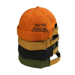 Detailansicht von Vintage Canvas Docker Hüten in vier Farben mit Watch-Stickerei