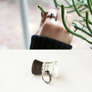 Retro S925 silver Cuban link ring with rectangular black onyx gemstone setting