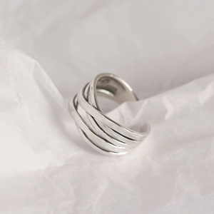 Minimalist S925 sterling silver woven multi-layer interlaced ring with polished finish