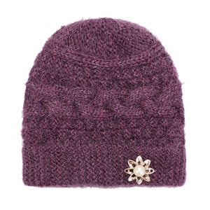 Dunkelila Mohair-Strickmütze für ältere Damen mit Perlen-Blumenbrosche und Fleecefutter