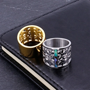 Hollow leaf pattern stainless steel rings in 18K gold and silver with shell inlay