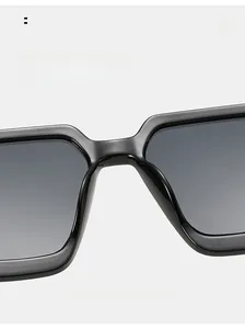 Close-up of comfortable integrated nose pads on black square frame sunglasses