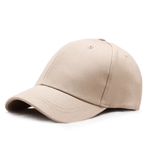 Casquette de baseball minimaliste en coton kaki vue sous un angle de 45 degrés