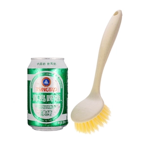 Long handle dish brush made of wheat straw fiber with yellow bristles for kitchen cleaning