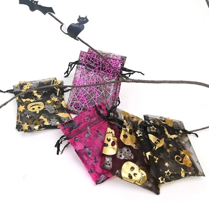 Halloween Drawstring Gift Bags Organza Mesh Pouches Gold Stamped Skull Spider Web Bat Pattern Party Favors Jewelry Storage