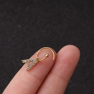 Boucle d'oreille dorée en acier inoxydable avec pendentif lettre A serti de zircons